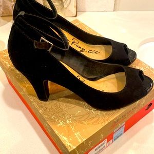 American Rag suede dress shoes size 10